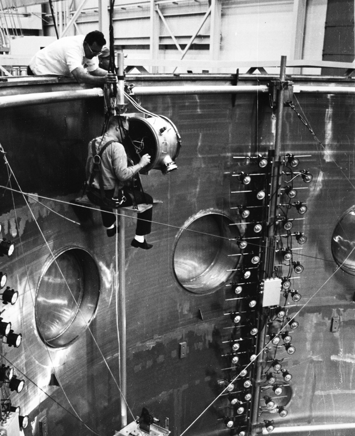 Space History Photo: Dynamic Test Chamber at Goddard Space Flight Center